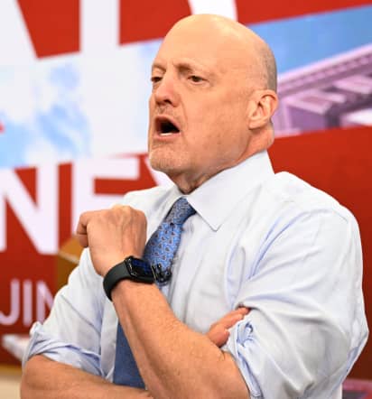 Wait for a price break next week while the market's overbought, Jim Cramer says